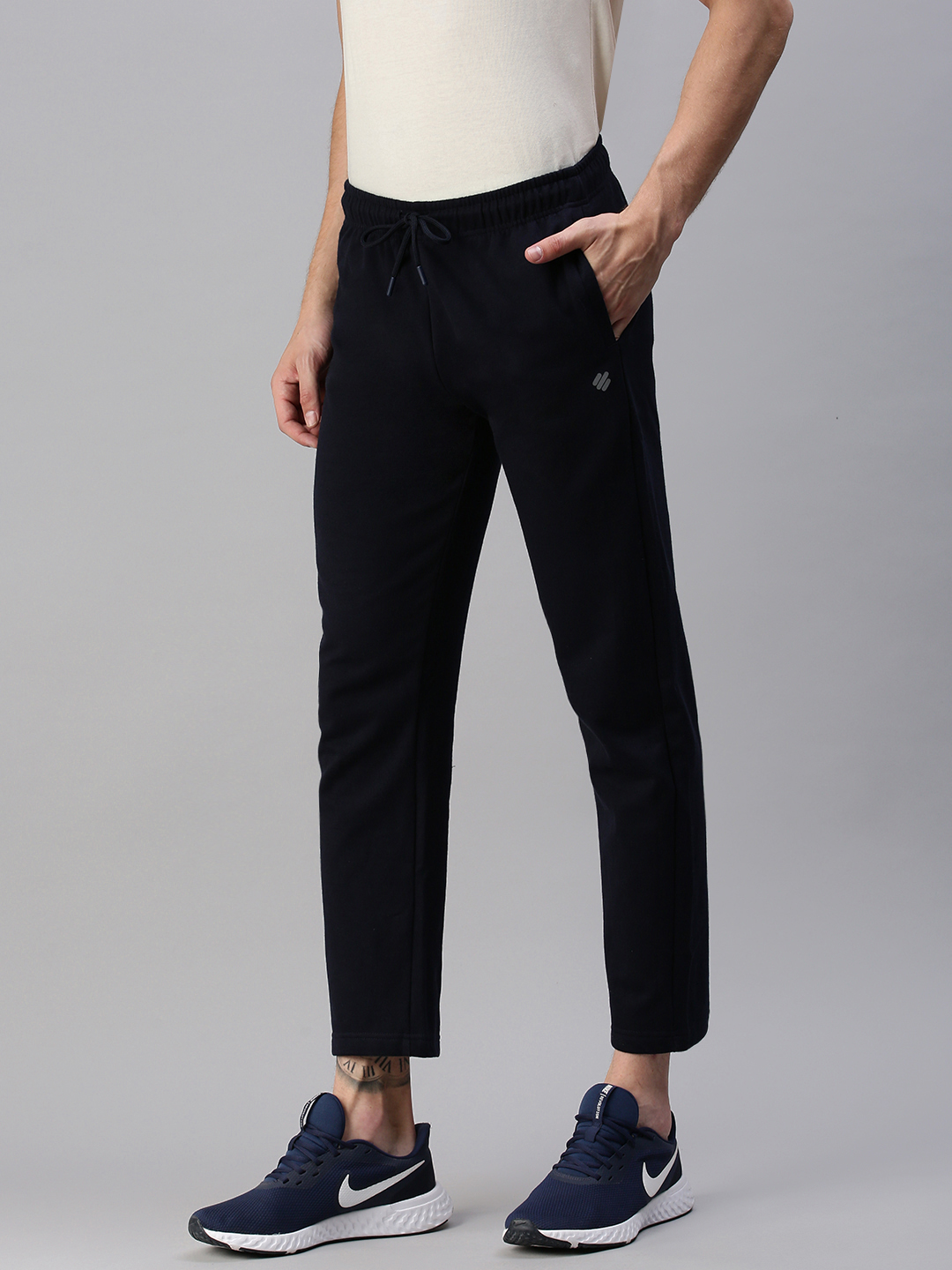 Balenciaga piping jogger pants women - Glamood Outlet
